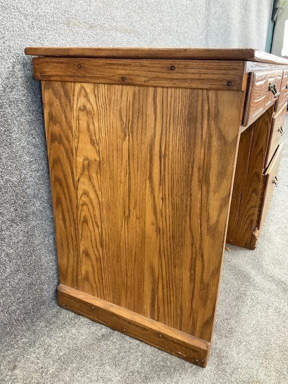 Vintage 1980s Oak Kneehole Desk – Traditional Solid Wood Writing Desk
