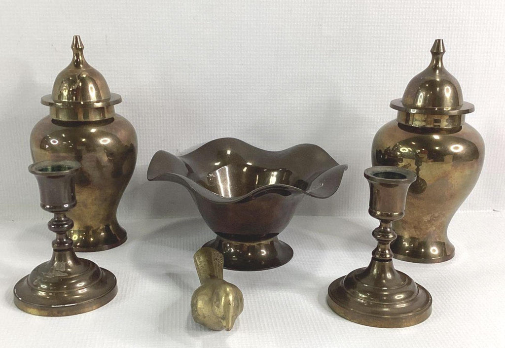 Small Vintage Brass Ginger Jar Pair – Hollywood Regency Mantel Decor
