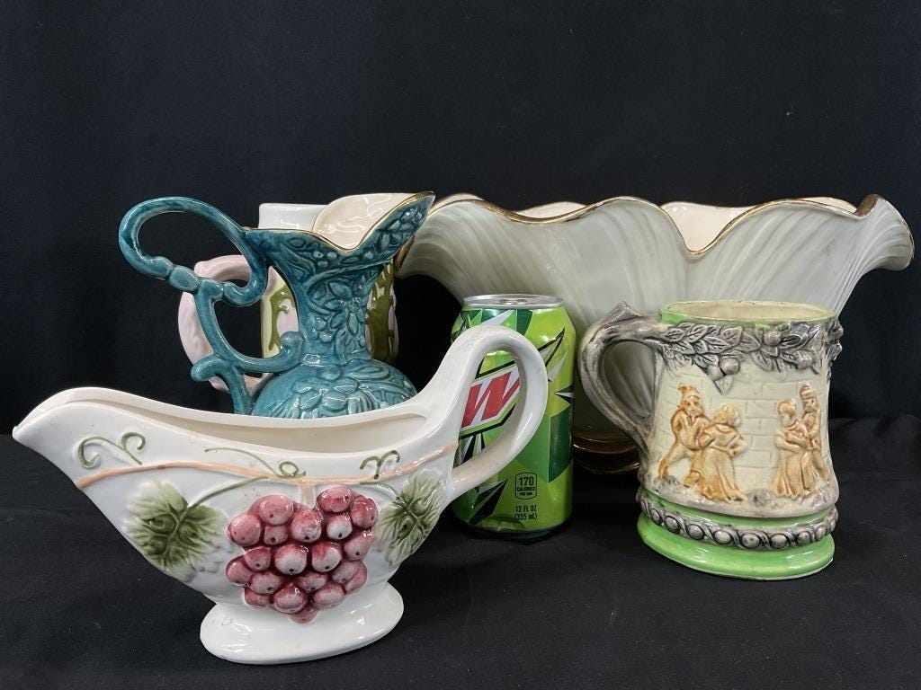 Vintage Italian Ceramic Gravy Boats – Grape Motif, Majolica Style (Pair)