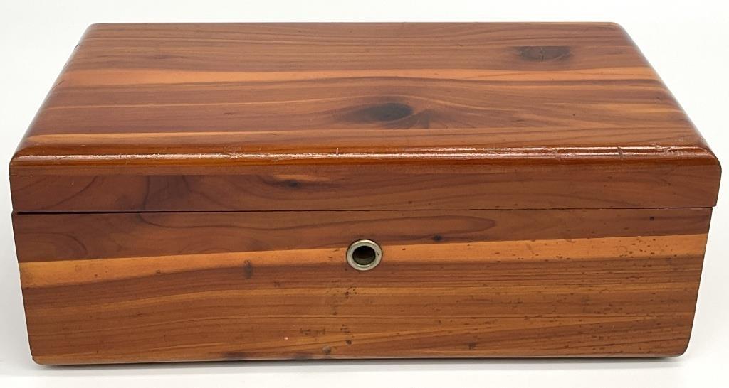 Vintage Lane Mini Cedar Chest – 1960s Keepsake Box, Gamburg's Furniture