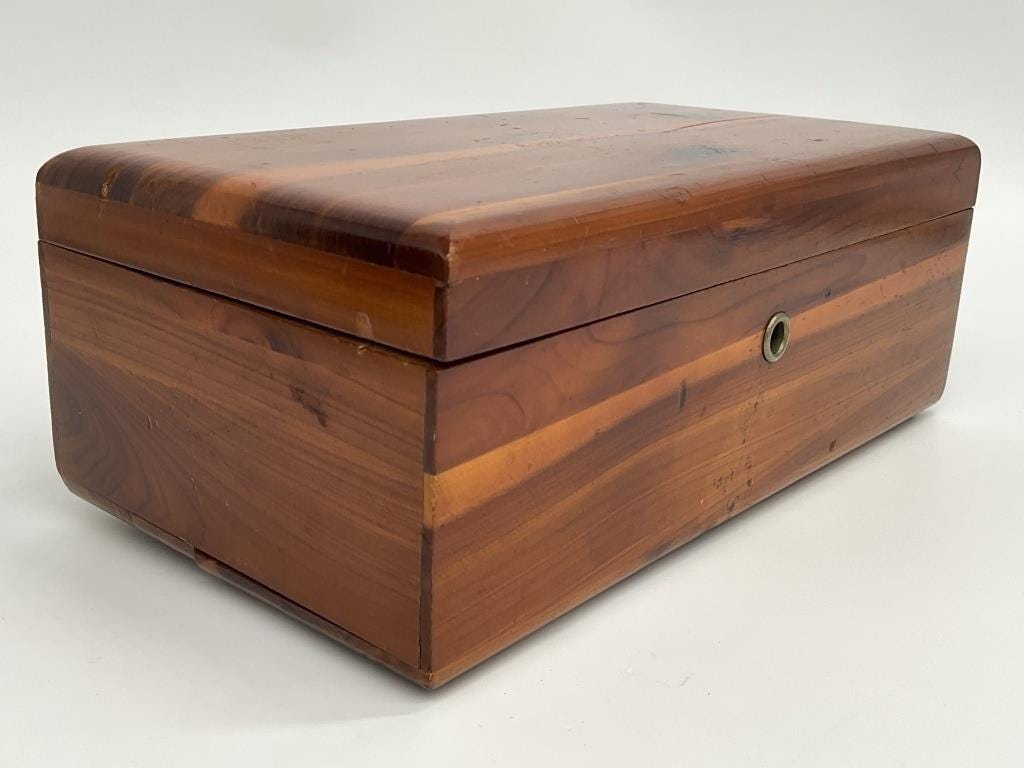 Vintage Lane Mini Cedar Chest – 1960s Keepsake Box, Gamburg's Furniture