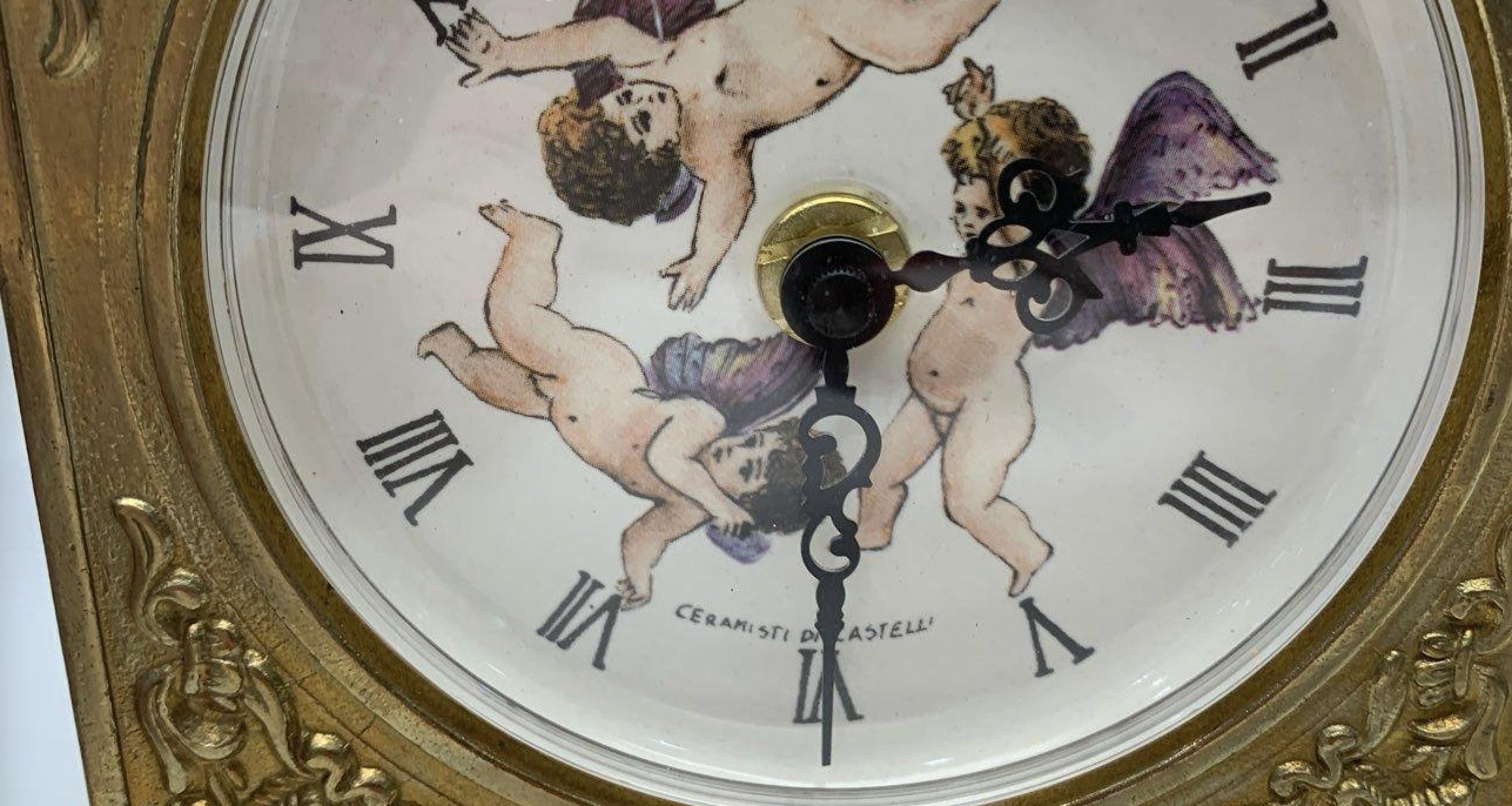 Vintage Italian Majolica Clock – Ceramisti Di Castelli, Hand-Painted Cherub Scene