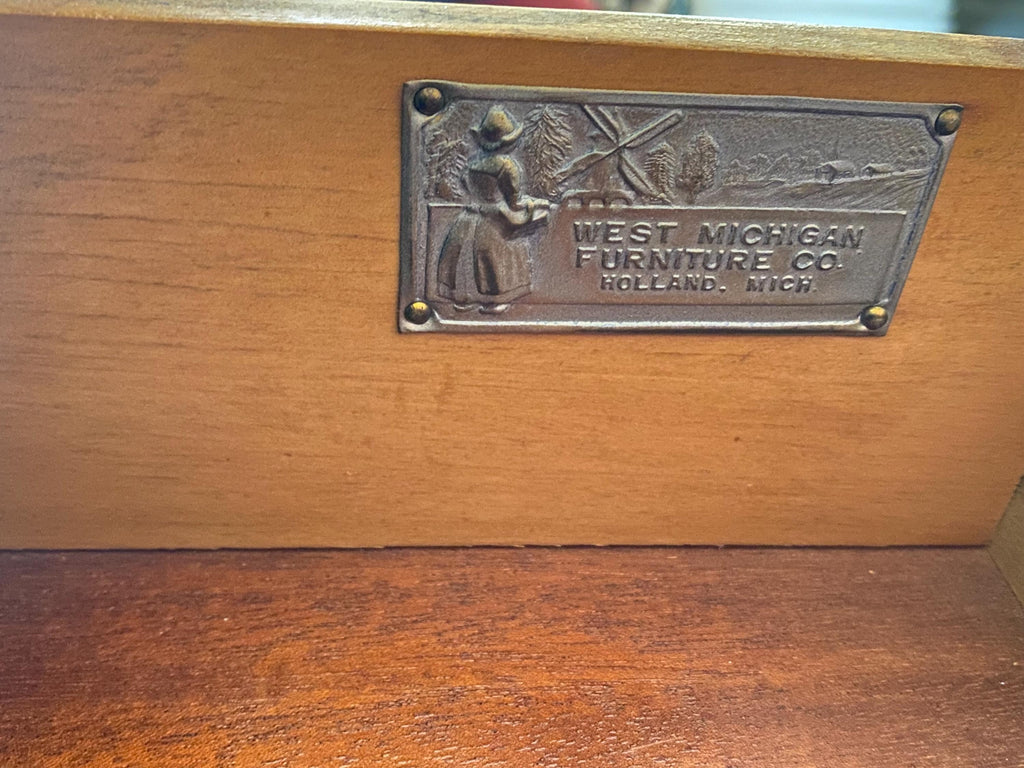 Vintage Queen Anne Dresser, West Michigan Furniture Company Chest, Solid Wood Drawers