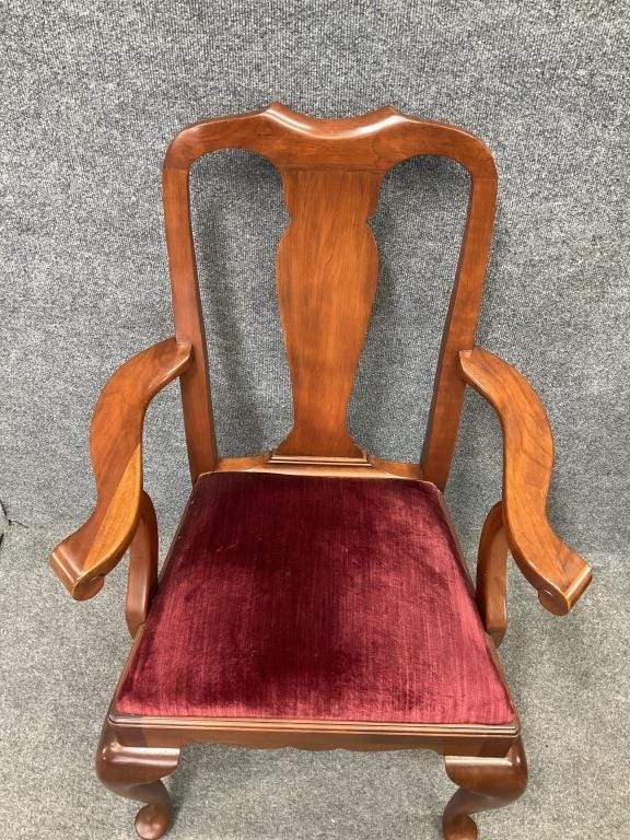 Set of 8 Henkel Harris Queen Anne Dining Chairs | 2 Arm, 6 Side | Traditional Heirloom