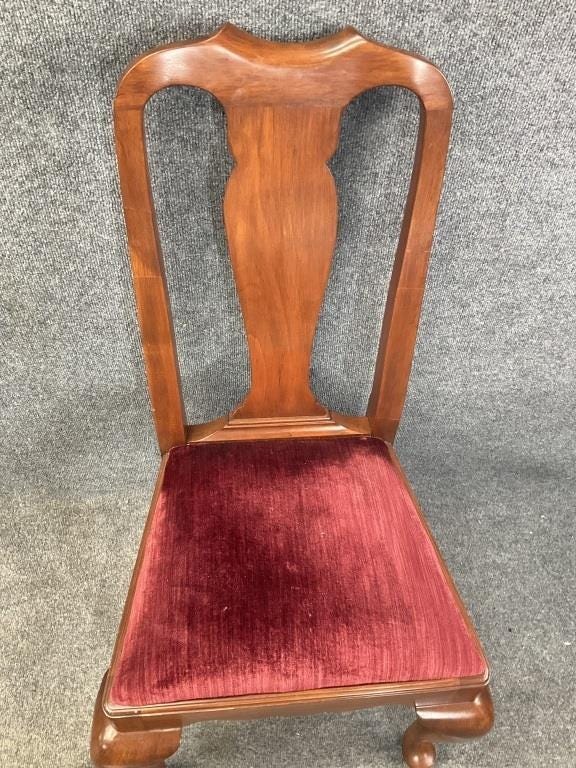Set of 8 Henkel Harris Queen Anne Dining Chairs | 2 Arm, 6 Side | Traditional Heirloom