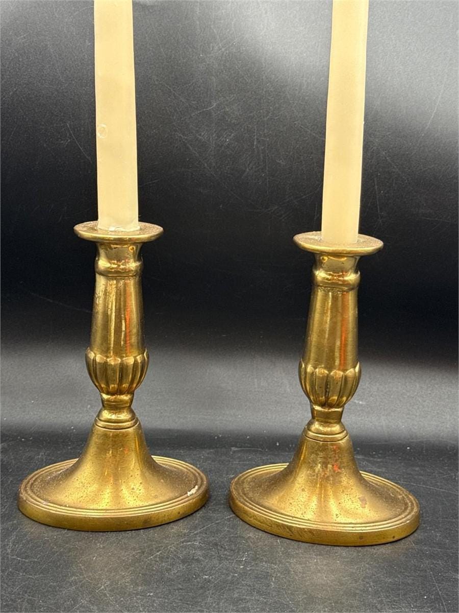 Vintage Brass Candlesticks Pair Mid Century Taper Candle Holders Classic Gold Candlesticks Estate Found Farmhouse Decor