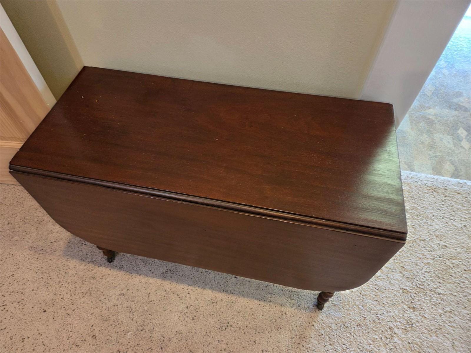Antique 19th Century Drop-Leaf Coffee Table – Federal Style Mahogany Pembroke Table – Sourced from Bath, NC