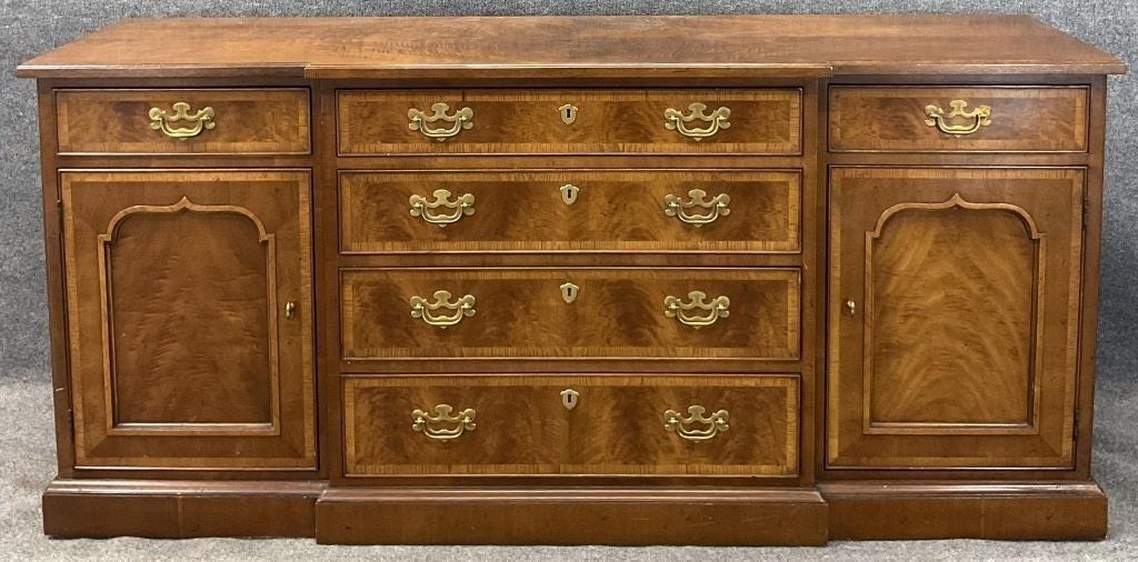Vintage Henredon Burled Walnut Breakfront Sideboard | 18th Century Style Buffet Cabinet | Traditional Dining Storage | Solid Wood Credenza