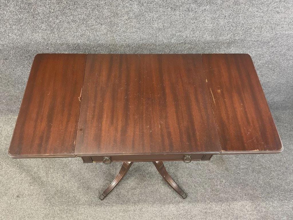 Vintage Mahogany Entry Table | Federal Style Pedestal Accent Table | Duncan Phyfe Style Side Table