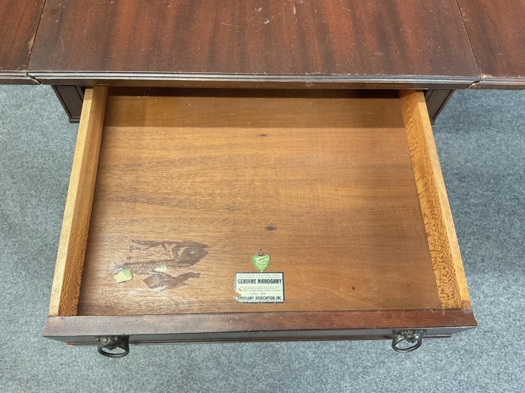 Vintage Mahogany Entry Table | Federal Style Pedestal Accent Table | Duncan Phyfe Style Side Table