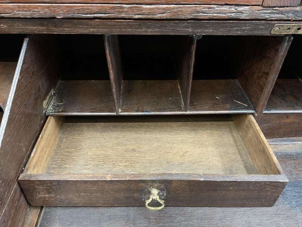 18th Century English Georgian Oak Secretary Bureau Bookcase, c. 1770s