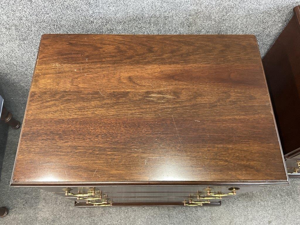 Vintage Caro-Craft Mahogany Nightstands – Matching Pair of Four-Drawer Bedside Chests, Brass Hardware, American Colonial Revival Furniture