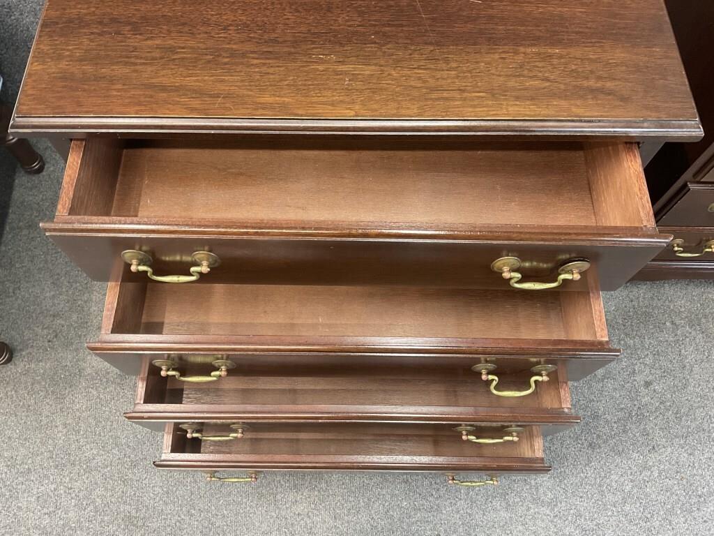 Vintage Caro-Craft Mahogany Nightstands – Matching Pair of Four-Drawer Bedside Chests, Brass Hardware, American Colonial Revival Furniture