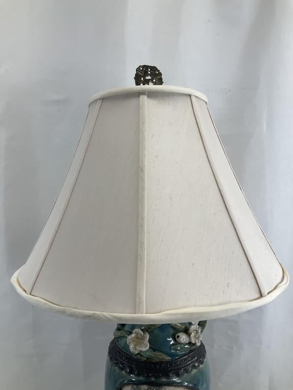 Turquoise Chinoiserie Ceramic Table Lamp, Crackle Glaze Urn with Raised Floral Decoration, Wood Base